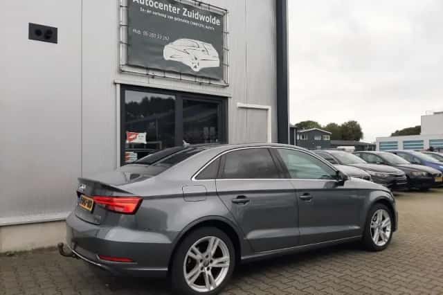 Audi A3 (2017) thumbnail 6