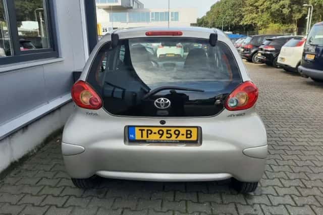 Toyota Aygo (2007) thumbnail 6