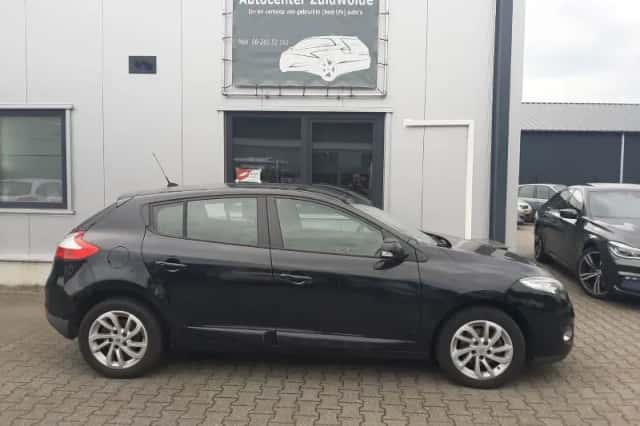 Renault Mégane (2013) thumbnail 4
