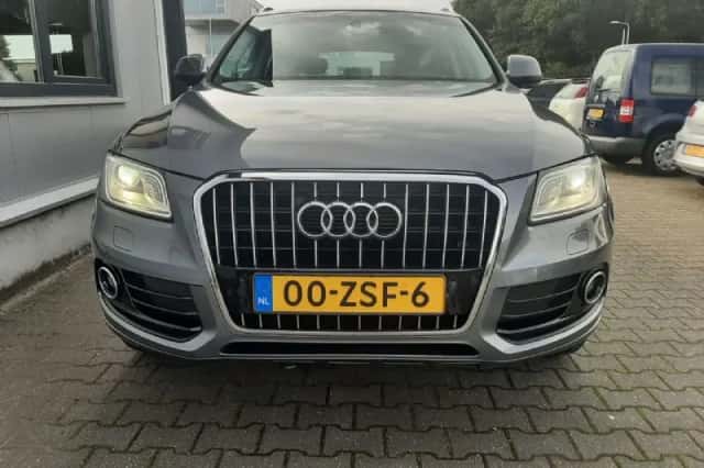 Audi Q5 (2013) thumbnail 4