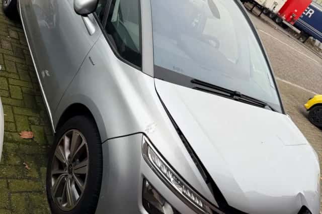 Citroën Grand C4 Picasso (2014) thumbnail 2