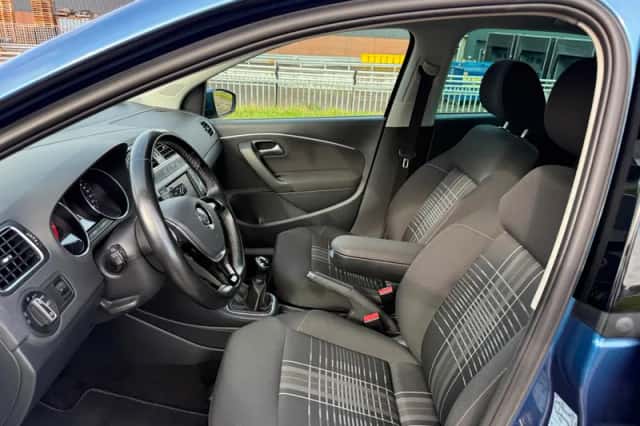Volkswagen Polo (2016) thumbnail 3