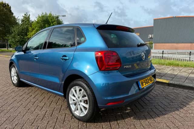 Volkswagen Polo (2016) thumbnail 4