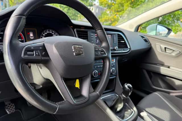 SEAT Leon (2014) thumbnail 5