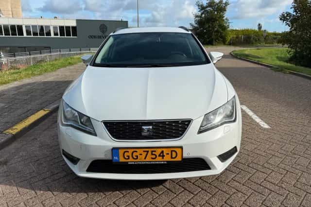 SEAT Leon (2014) thumbnail 6