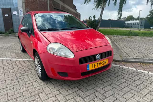 Fiat Grande Punto (2007) thumbnail 1