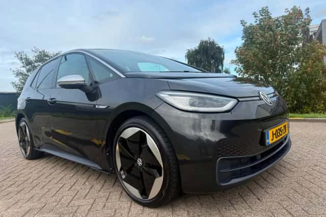 Volkswagen ID.3 (2020) thumbnail 3