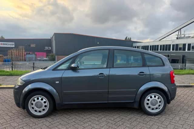 Audi A2 (2003) thumbnail 4
