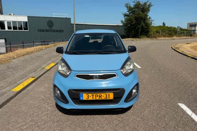 Kia Picanto (2012) thumbnail 2