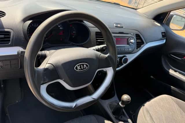 Kia Picanto (2012) thumbnail 5