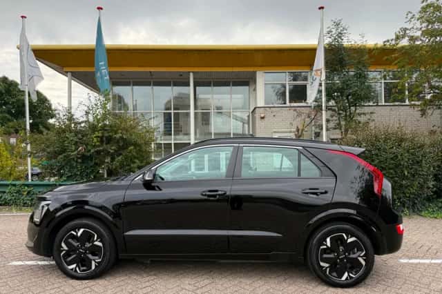 Kia Niro EV (2023) thumbnail 6