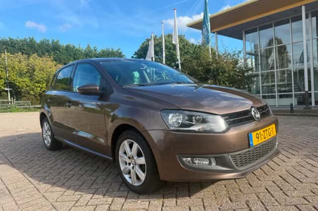 Volkswagen Polo (2013) thumbnail 1