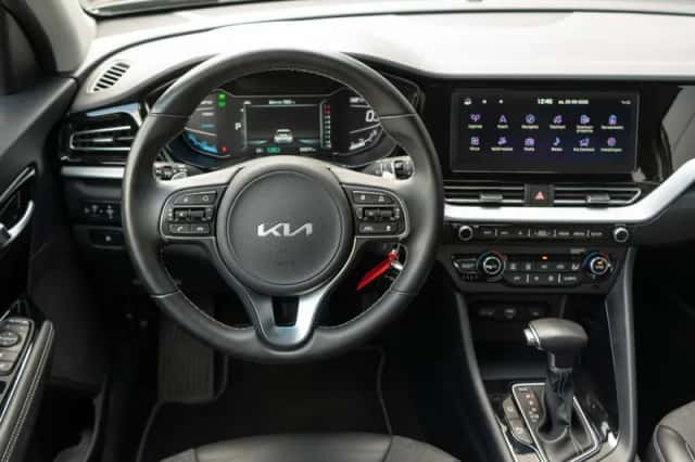 Kia Niro (2021) thumbnail 3