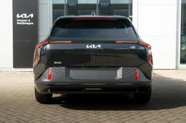 Kia EV4 (2026) thumbnail 6