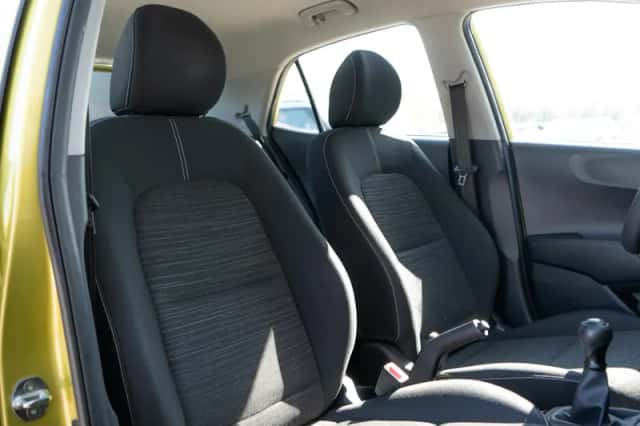Kia Picanto (2020) thumbnail 5