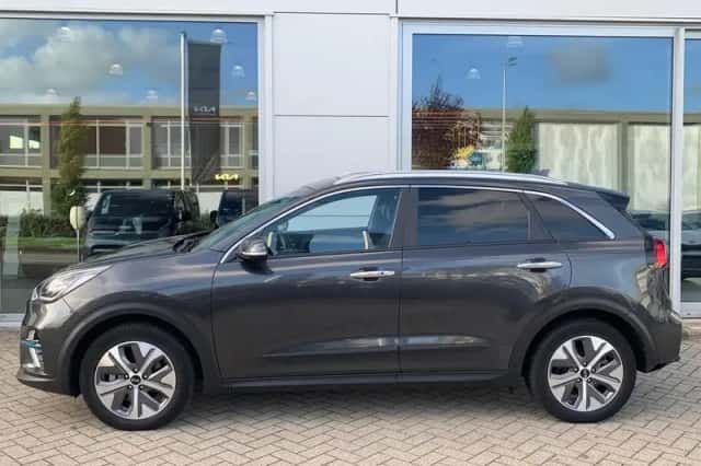 Kia Niro EV (2021) thumbnail 2