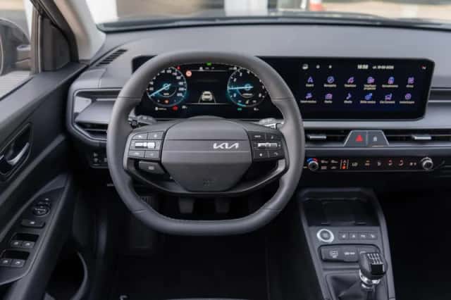 Kia Stonic (2026) thumbnail 3