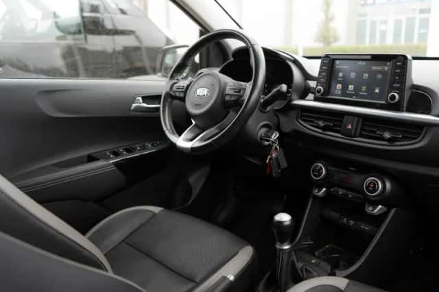 Kia Picanto (2019) thumbnail 5