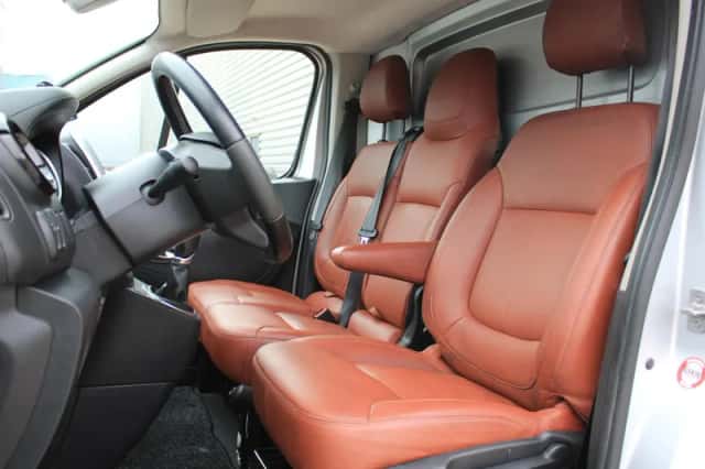 Renault Trafic (2021) thumbnail 2