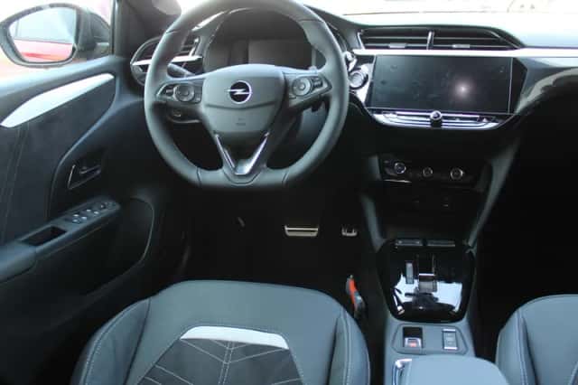 Opel Corsa (2025) thumbnail 2