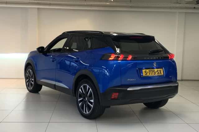 Peugeot e-2008 (2023) thumbnail 6
