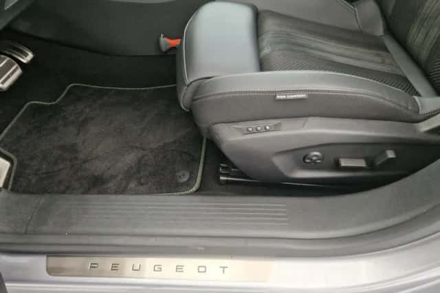 Peugeot 308 (2023) thumbnail 6