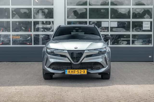 Alfa Romeo Junior (2026) thumbnail 2