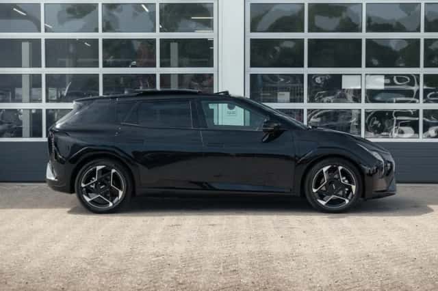 Kia EV4 (2026) thumbnail 4