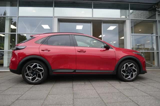 Kia XCeed (2023) thumbnail 5