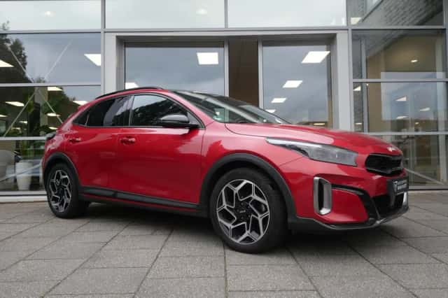 Kia XCeed (2023) thumbnail 6