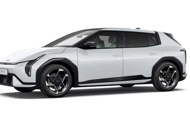 Kia EV4 (2026) thumbnail 4