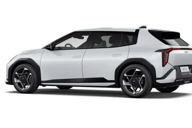 Kia EV4 (2026) thumbnail 5