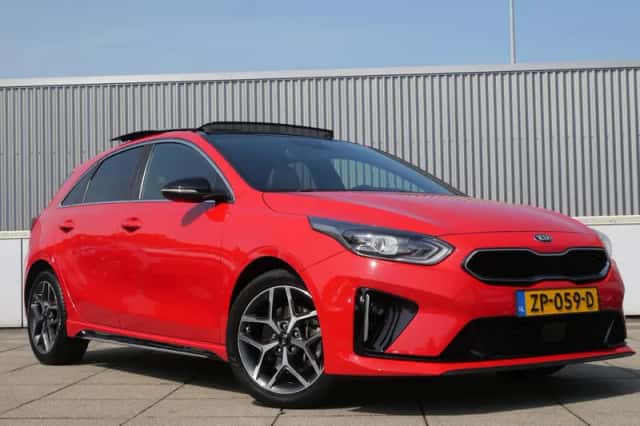 Kia Ceed (2019) thumbnail 2