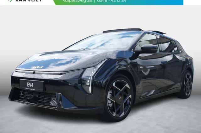 Kia EV4 (2026) thumbnail 1