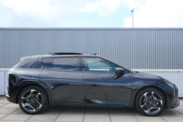Kia EV4 (2026) thumbnail 4