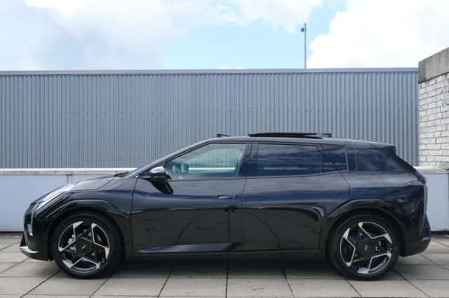 Kia EV4 (2026) thumbnail 5