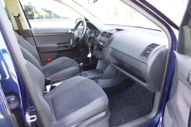 Volkswagen Polo (2008) thumbnail 6