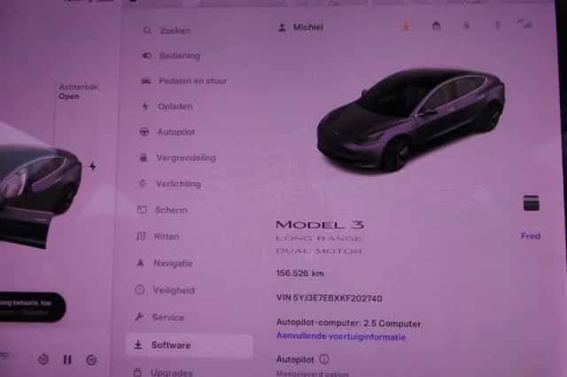 Tesla Model 3 (2019) thumbnail 3
