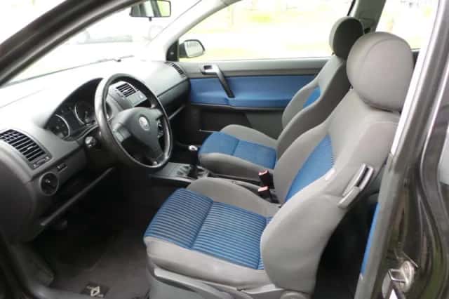 Volkswagen Polo (2005) thumbnail 2