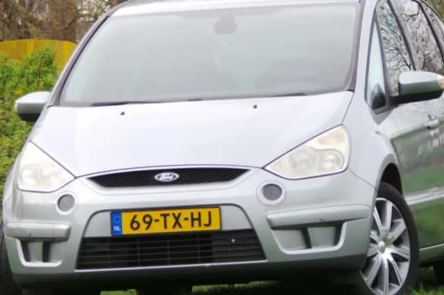 Ford S-Max (2007) thumbnail 6