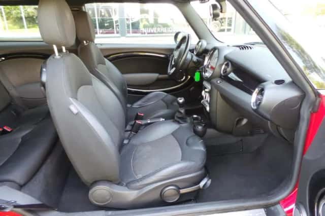 MINI Clubman (2010) thumbnail 5