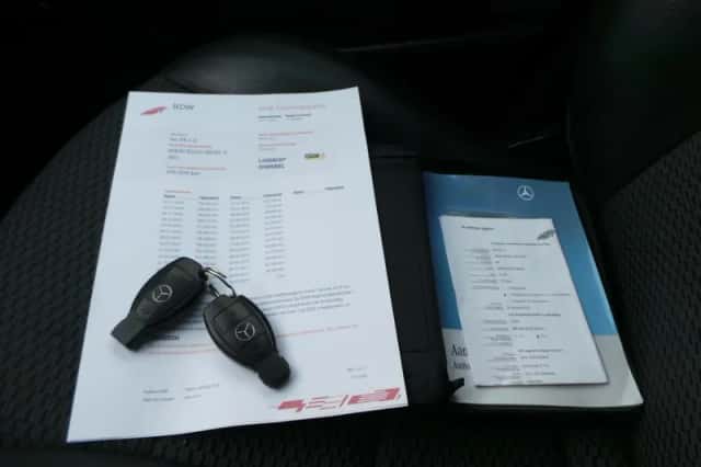 Mercedes-Benz A-Klasse (2011) thumbnail 4