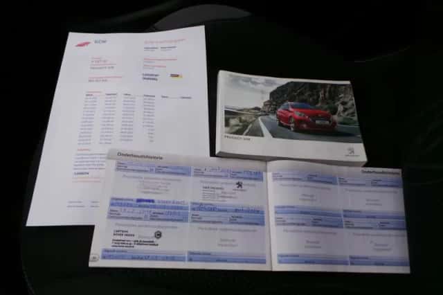 Peugeot 208 (2014) thumbnail 4