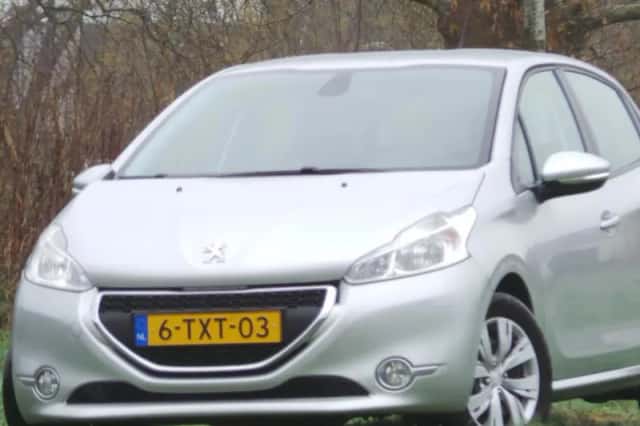 Peugeot 208 (2014) thumbnail 6