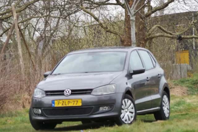 Volkswagen Polo (2011) thumbnail 1