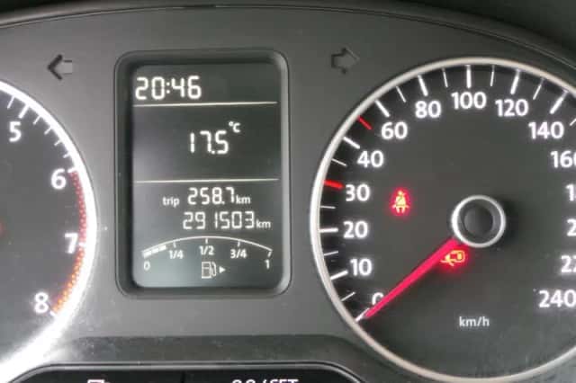 Volkswagen Polo (2011) thumbnail 3