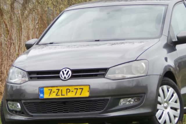 Volkswagen Polo (2011) thumbnail 4
