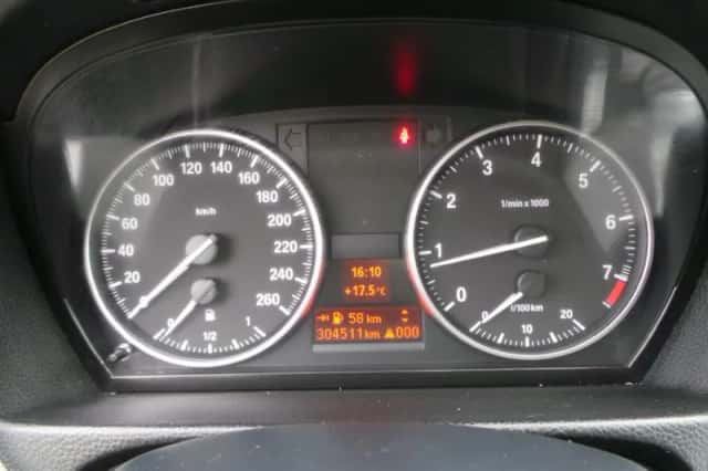 BMW 3-Serie (2009) thumbnail 3