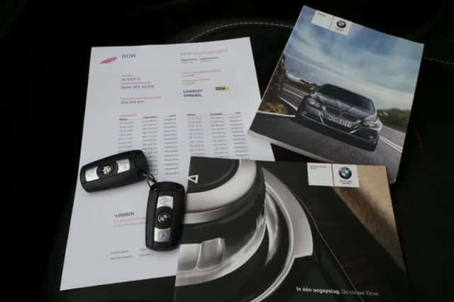 BMW 3-Serie (2009) thumbnail 4