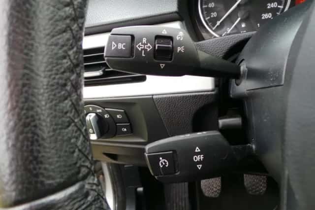 BMW 3-Serie (2009) thumbnail 6